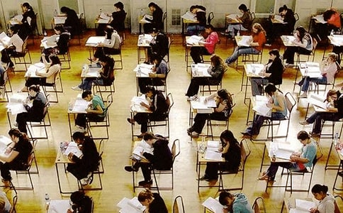 ������ʱ������⺬�𰸣���ѡ9�ף�