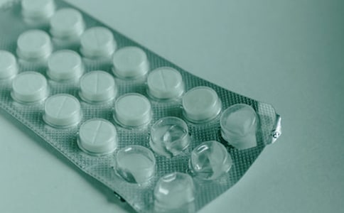 ��ѧ���˳�ҩ����