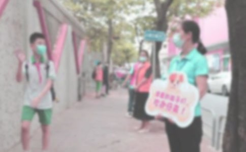 ���к�����Ӣ�İ�