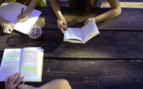 ���´�ѧ�����Ҽ�������