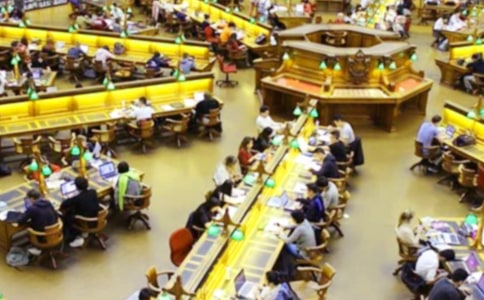 大学生自我介绍(精选15篇)