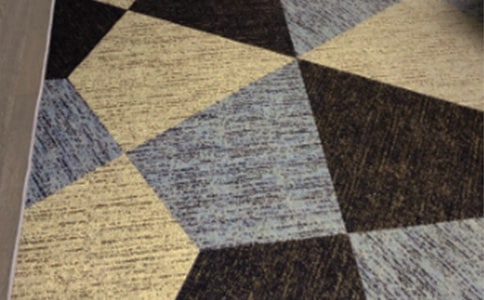 ��̺����һ�˶���У���ѡ5ƪ��