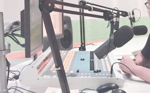 ��̨���º�˯��ͨ��12����