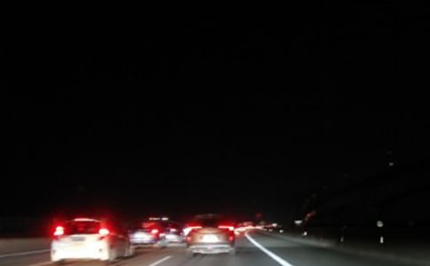 ���ٹ�·�г���ȫӦ��ע��ʲô����