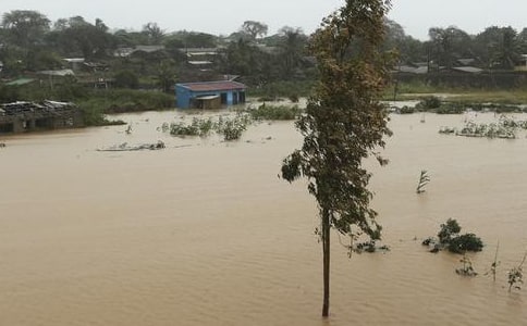 ���ˮΪ��Ŀ��ʫ��