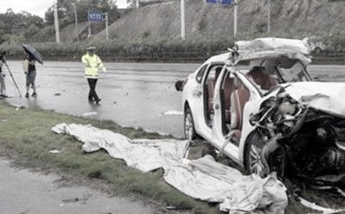 最新交通事故民事赔偿协议书(通用7篇)