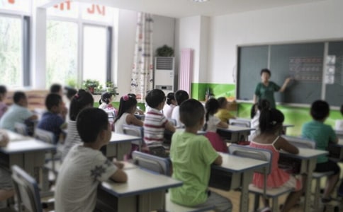 兴趣的源泉──《汉语拼音11 ie üe er》的教学札记