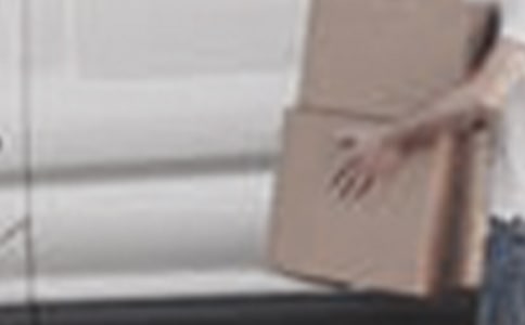 ��ݹ����ƶ�