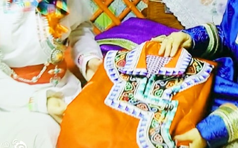 蒙古族民风民俗作文(精选3篇)