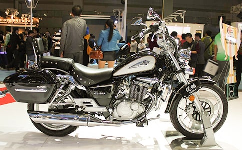 ��Ħ�г��˸еľ��ӣ���ѡ140�䣩