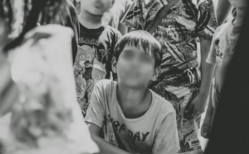 ���к��ӵĻ� �������Ļ��е㴴���