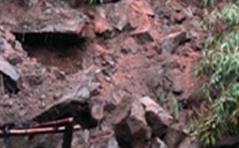 ���ڡ���ʶ��ʯ����ʵ������