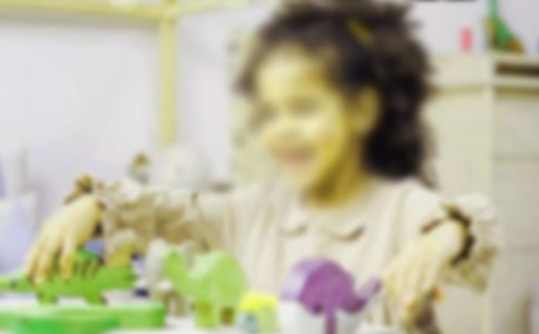 具有特色的小女孩作文