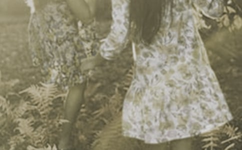 ����Ů�ӳ����ʫ��