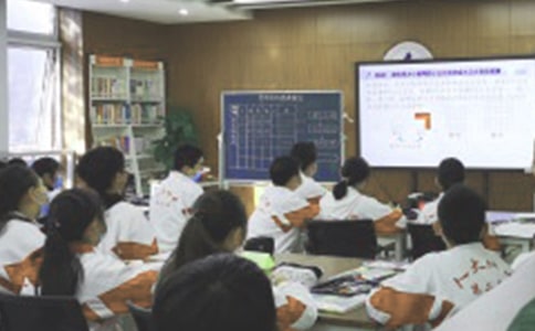 �Ͽ�˵���������ʮƪ