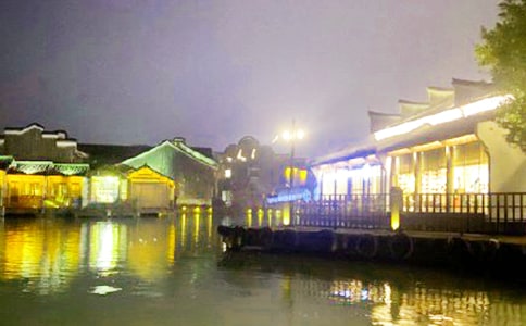 �����δʽ���