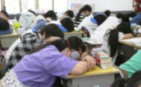 ѧ�����ݲ�˯�����������飨��ѡ20ƪ��