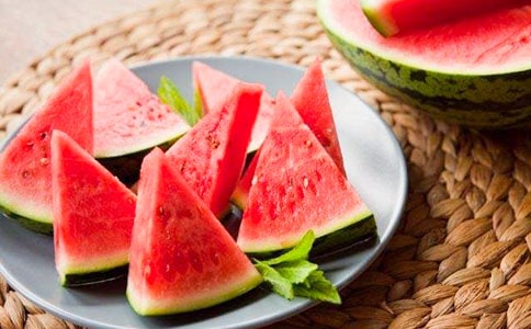 ��ֻС�������Ͽ�ͼд��һ�꼶