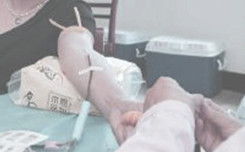 ���ڲμ�������Ѫ���ʵ�����棨��ѡ8ƪ��