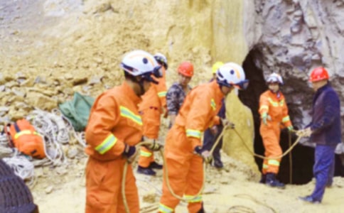 ������ȫ�ڰ屨:�������