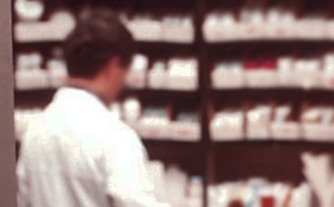 ҩ��ʦ���ھ�ҵ�ݽ��巶��