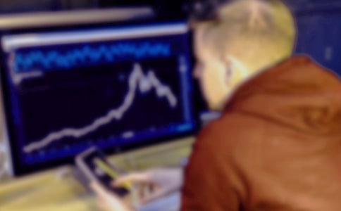 ֤ȯ��ҵ��ʵϰ�ռ�