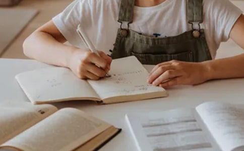 �����š���дƬ�ε�����300��3ƪ