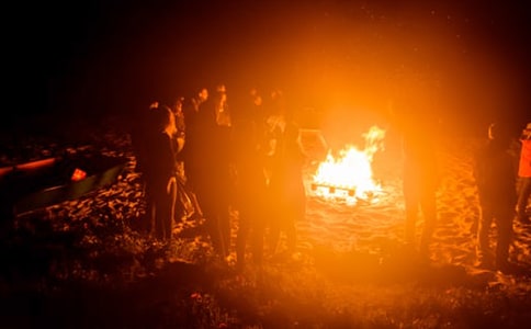 篝火晚会开场白模板