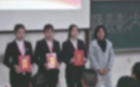 ����Ա�����þ����ر���15ƪ��