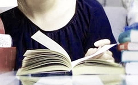 大学生自我介绍【集锦14篇】