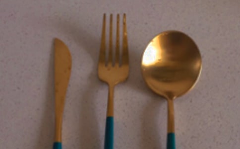 ���͵������ǳ�ʶ