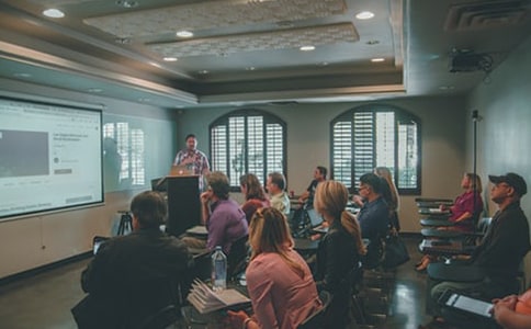 大班幼儿英语教案《go shopping》公开课