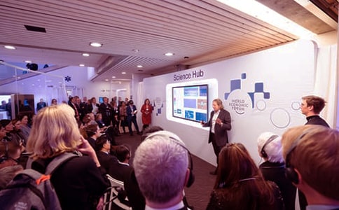 ������ȫ�����ε��ĵ����