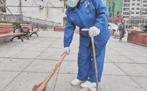 �����������ġ�����