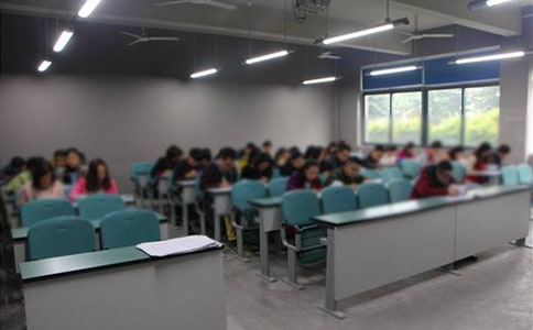 ѧ�����������ƶȣ�ͨ��13ƪ��