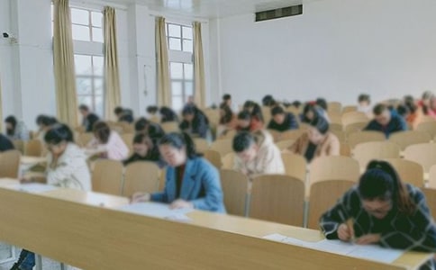 ���Է�˼����9ƪ(�ر�)