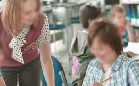 ��Ƹ������ʦ�ݽ���