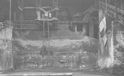 ú���¹ʷ�˼������