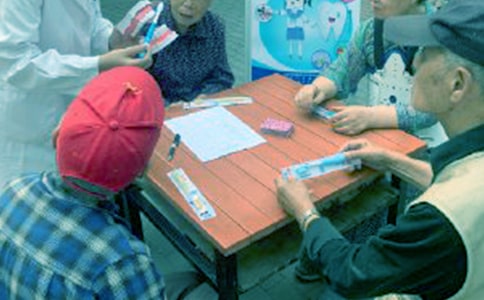 爱牙日国旗下讲话稿:爱护我们的牙齿