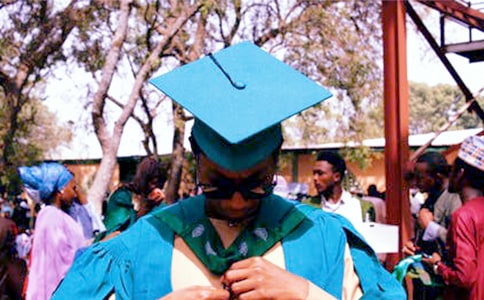 ��ҵ����־����