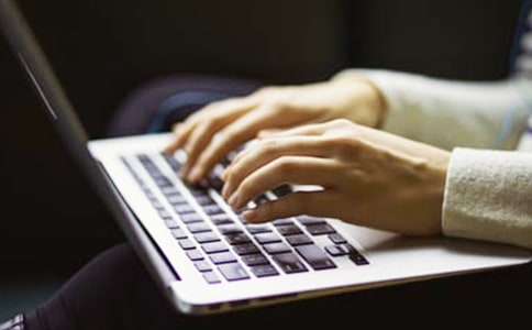 电影编剧聘用合同范文