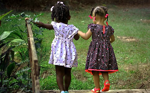 表姐小学三年级作文400字