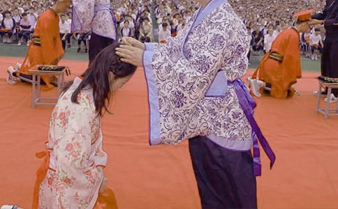 18����������260��