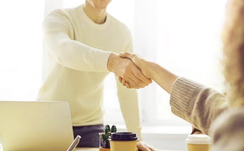 ��ڨ��������