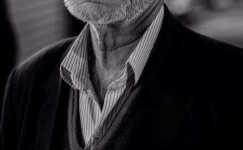 关于乐于助人的大叔作文700字