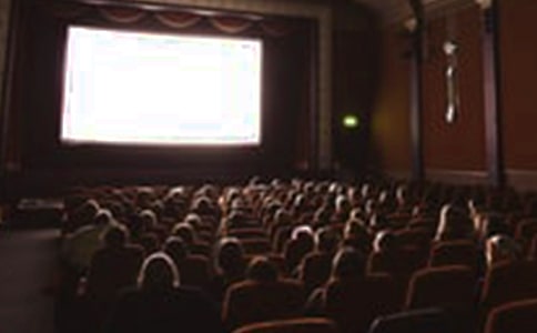 ��Ӱ���������ѧ�����˹ۺ�з���