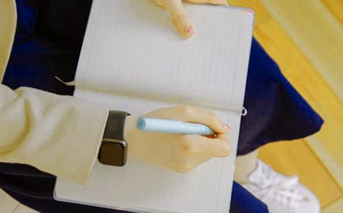 ��è��ʿ�������1000�֣�ͨ��14ƪ��