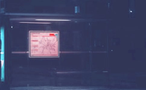 ���ڹ���վ����300��