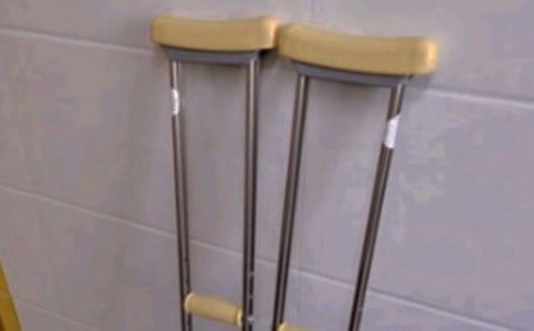 关于拐杖的叙事作文