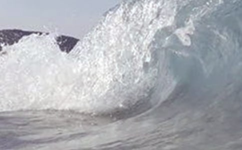 �º�Х����ͬ���˵�һ����